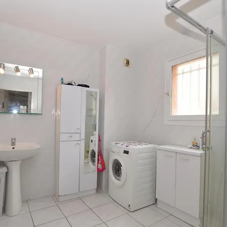 Awesome In Algajola With House Sea View Apartment